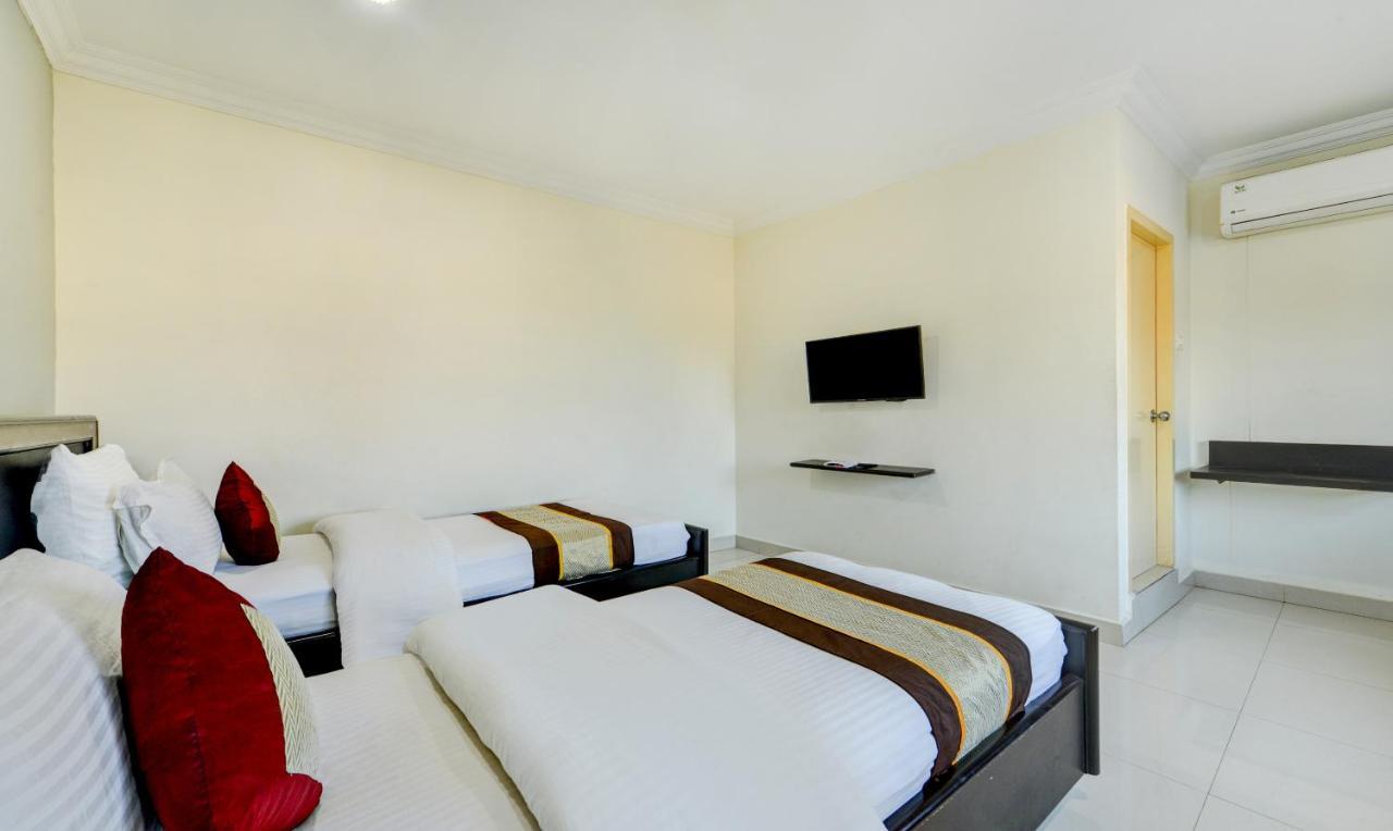 Pleasant Days Hotel Chennai Exterior foto