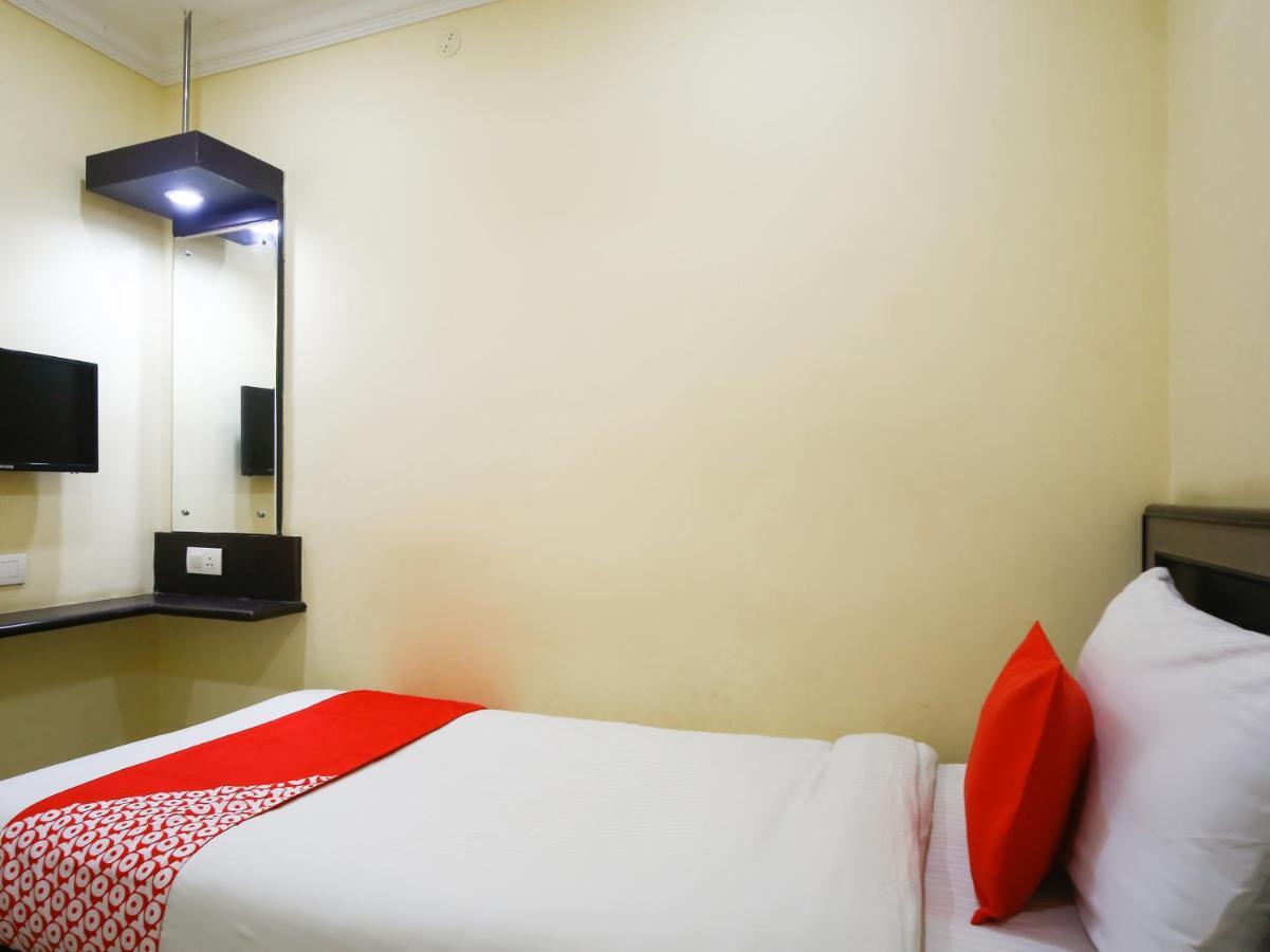 Pleasant Days Hotel Chennai Exterior foto
