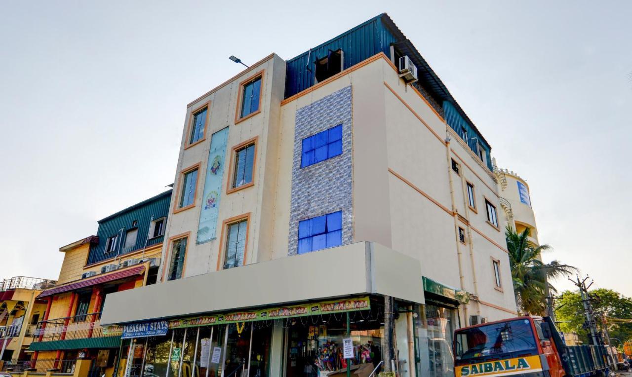 Pleasant Days Hotel Chennai Exterior foto