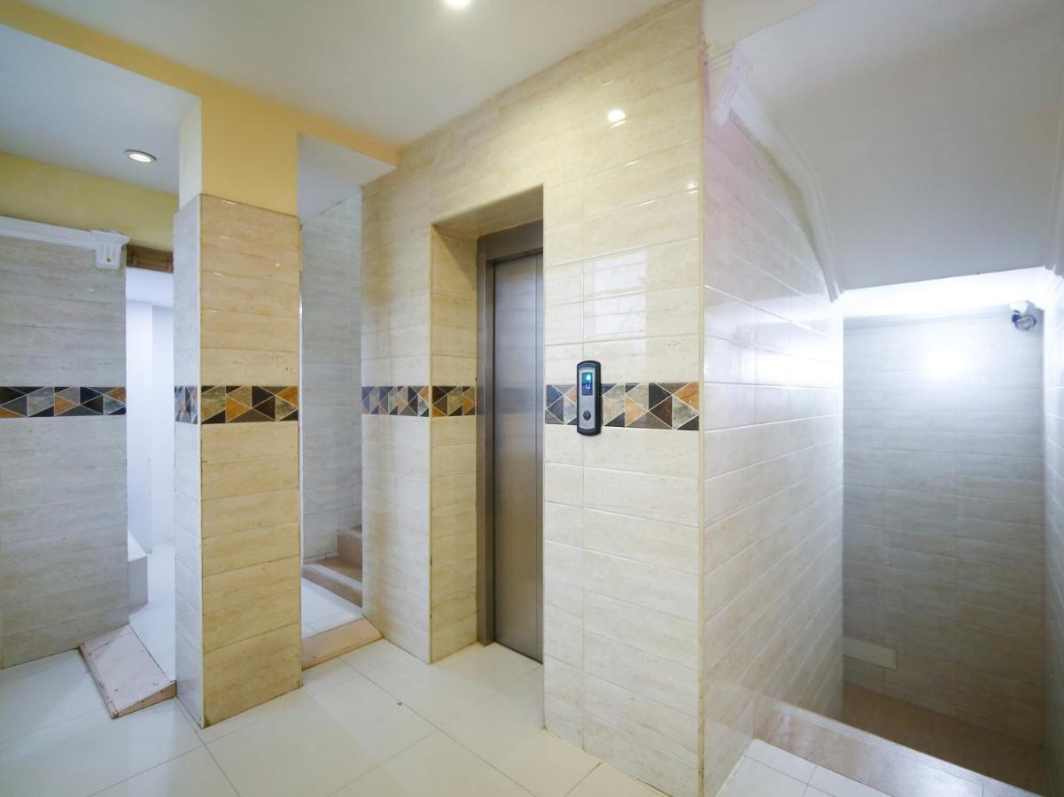Pleasant Days Hotel Chennai Exterior foto