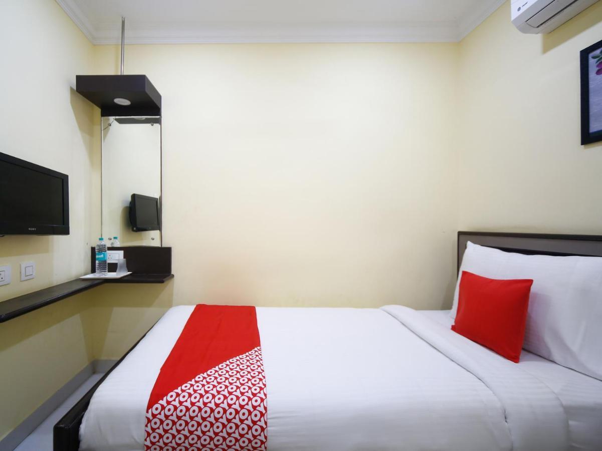 Pleasant Days Hotel Chennai Exterior foto