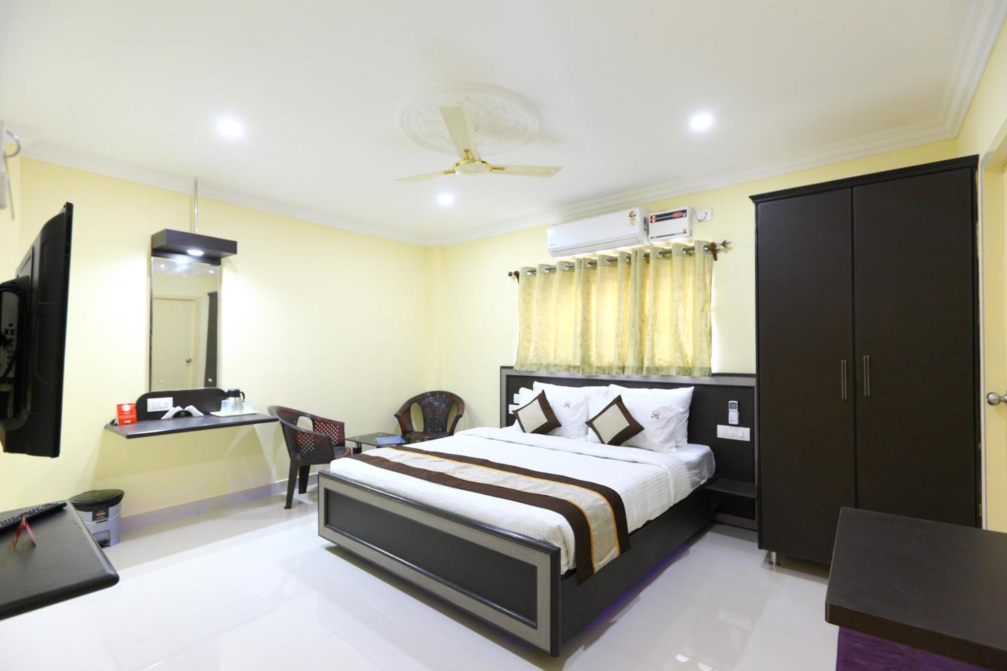 Pleasant Days Hotel Chennai Exterior foto